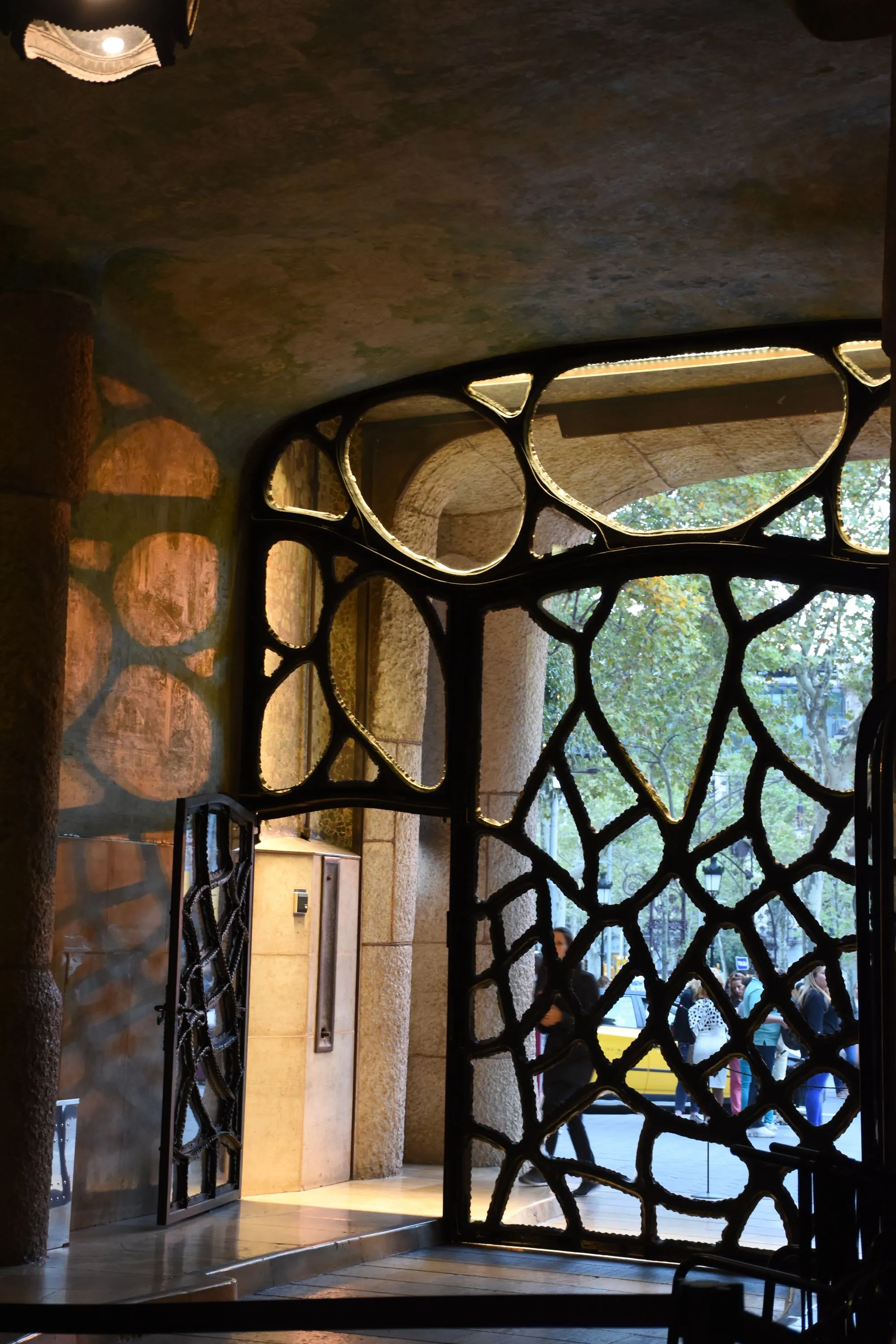 Pedrera entrada