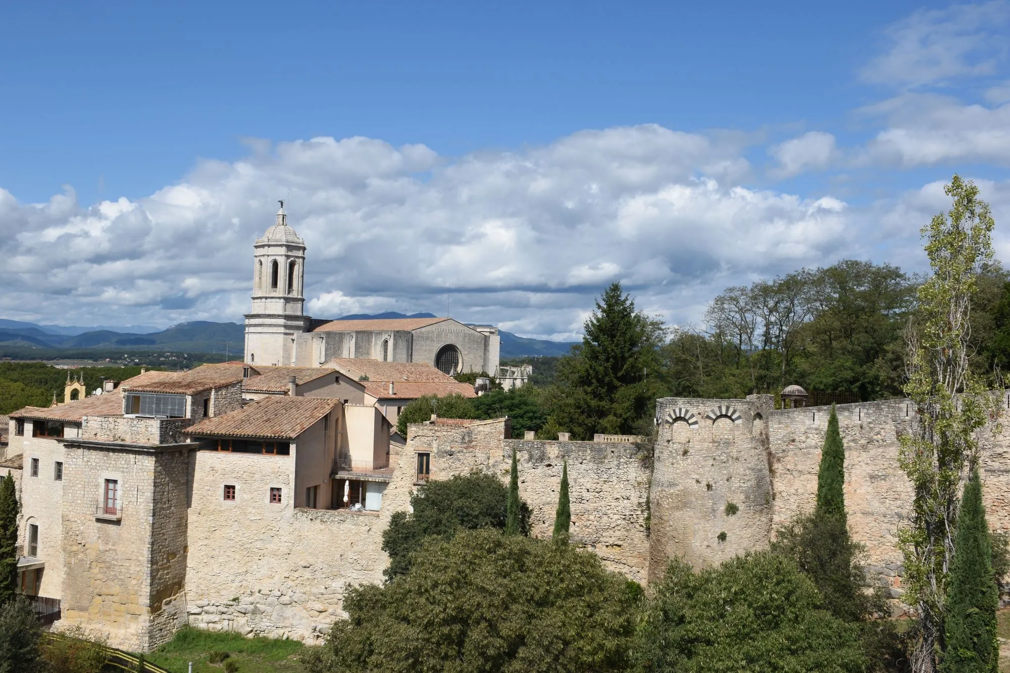 Girona, Murallas